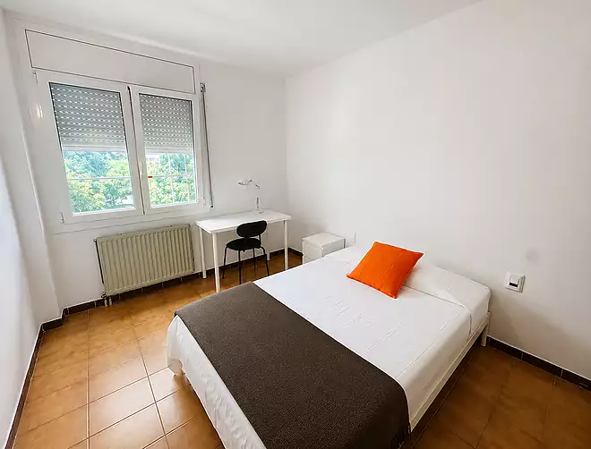 Habitació amb llit doble a Migdia